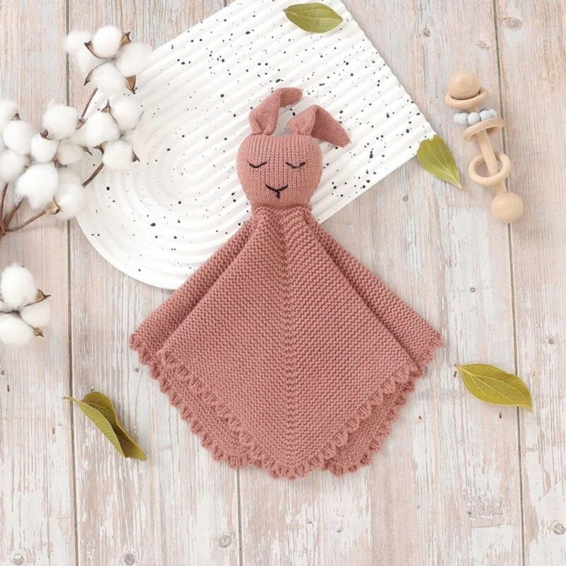 Doudou Plat Lapin en Crochet 23 cm – Image 3